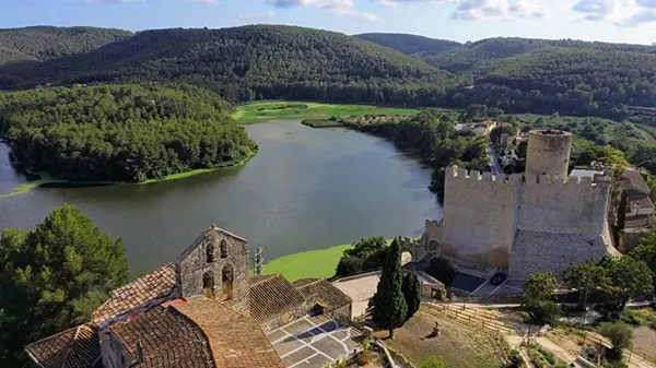 Ruta en bici al Pantano de Foix y Castellet 3 Castillo de Castellet