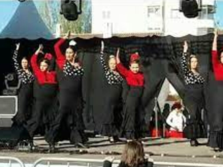 actuacio de quadres de ball flamenc