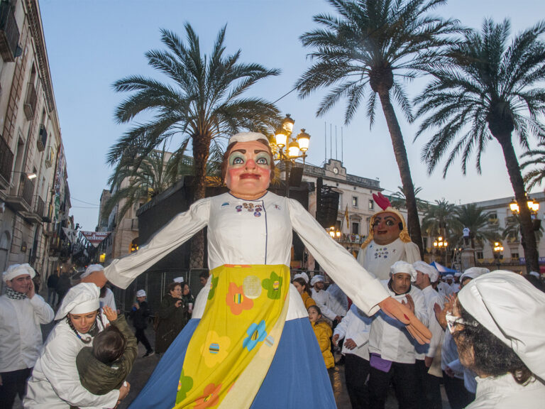 Cercavila dels Gegants de la Cuyna Vella