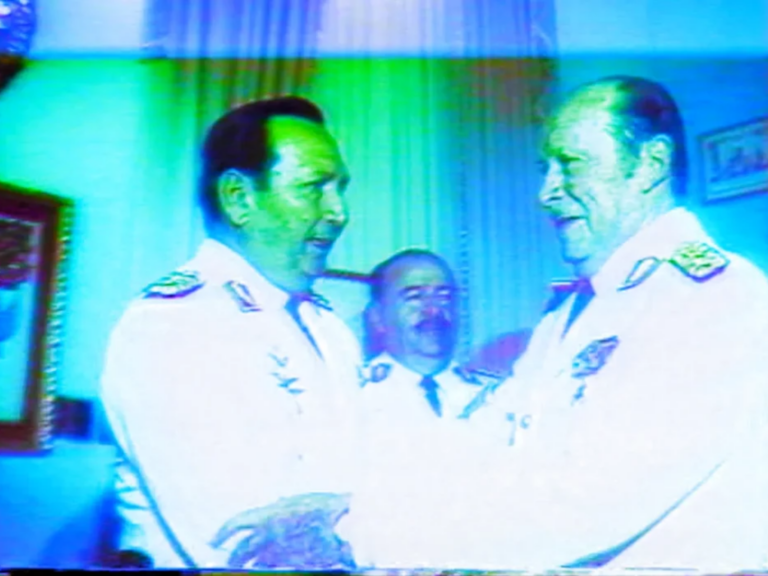 documental del mes bajo las banderas el sol