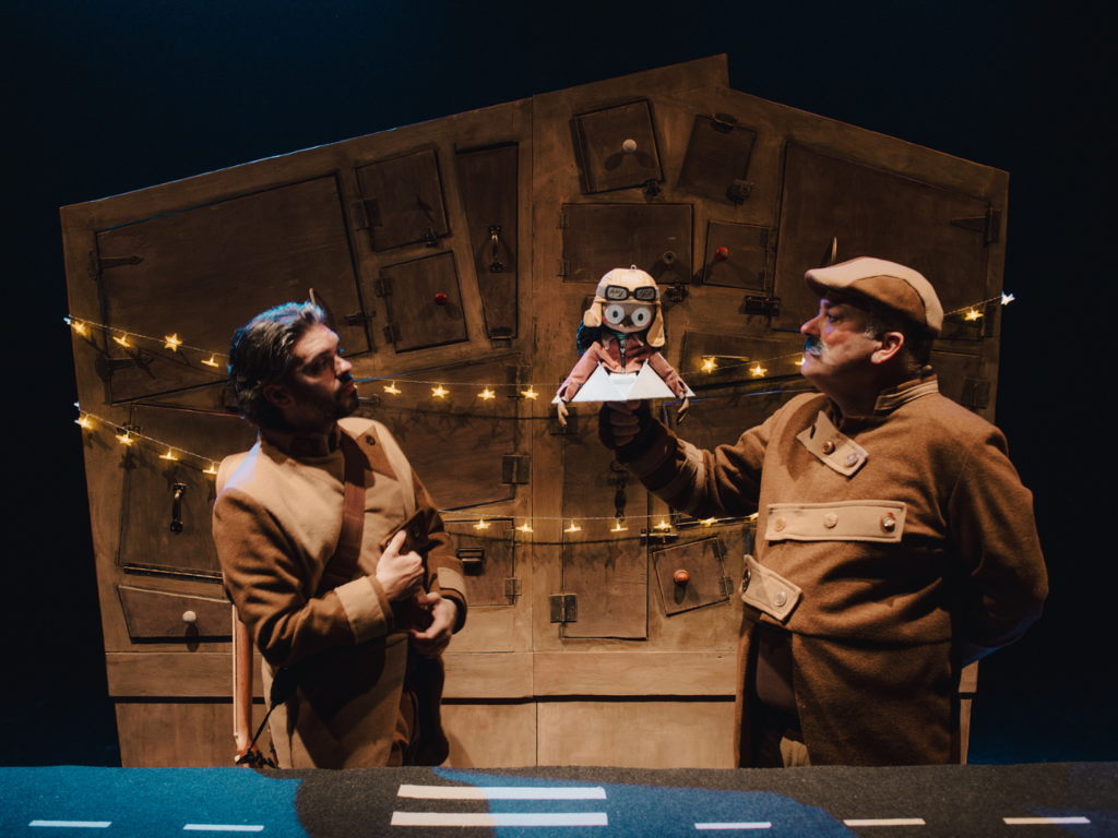 la Xarxa: Sòmion. La ciutat dels oficis impossibles. Cia. El que ma queda de teatre