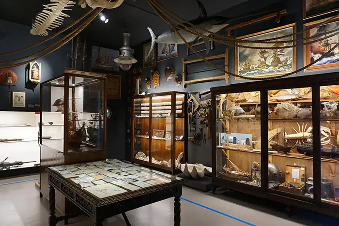 Espai Far en Vilanova: Museo y vistas al Mediterráneo 2 objetos expuestos en el espai far de Vilanova