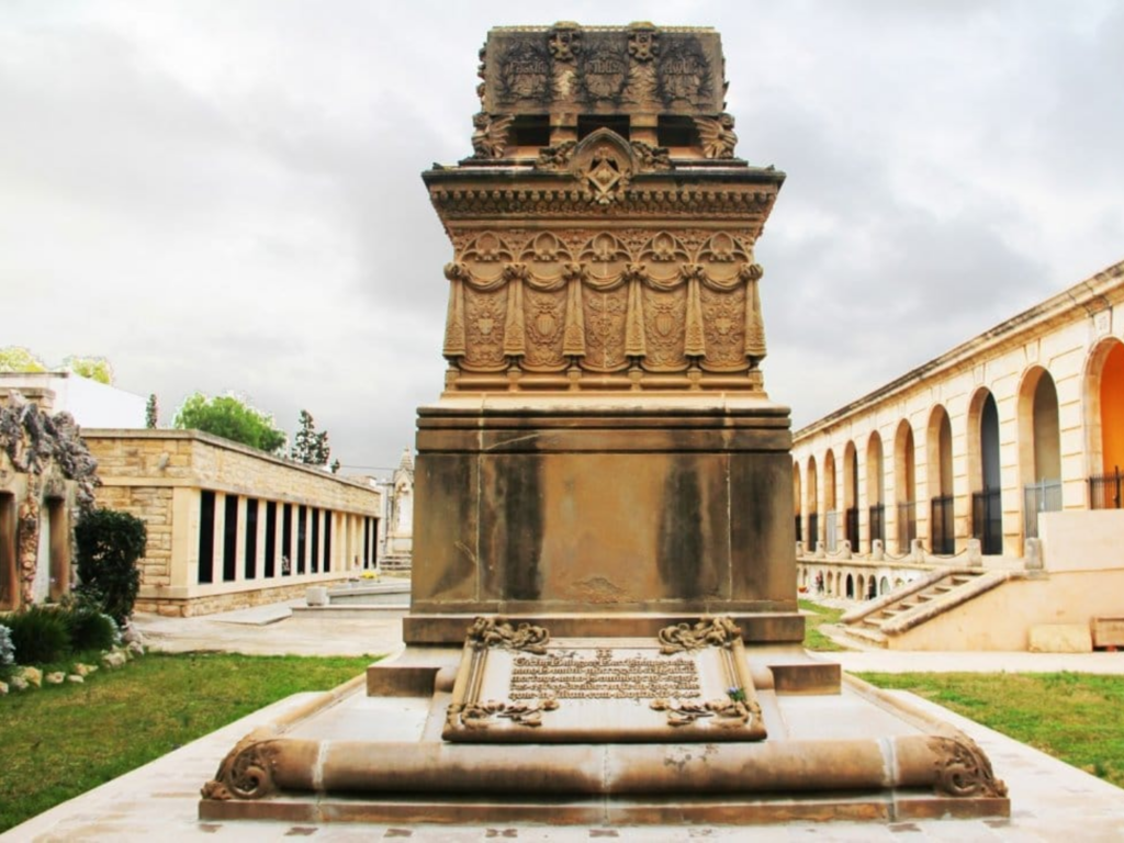 Patria, Fides, Amor: el monument funerari de Víctor Balaguer