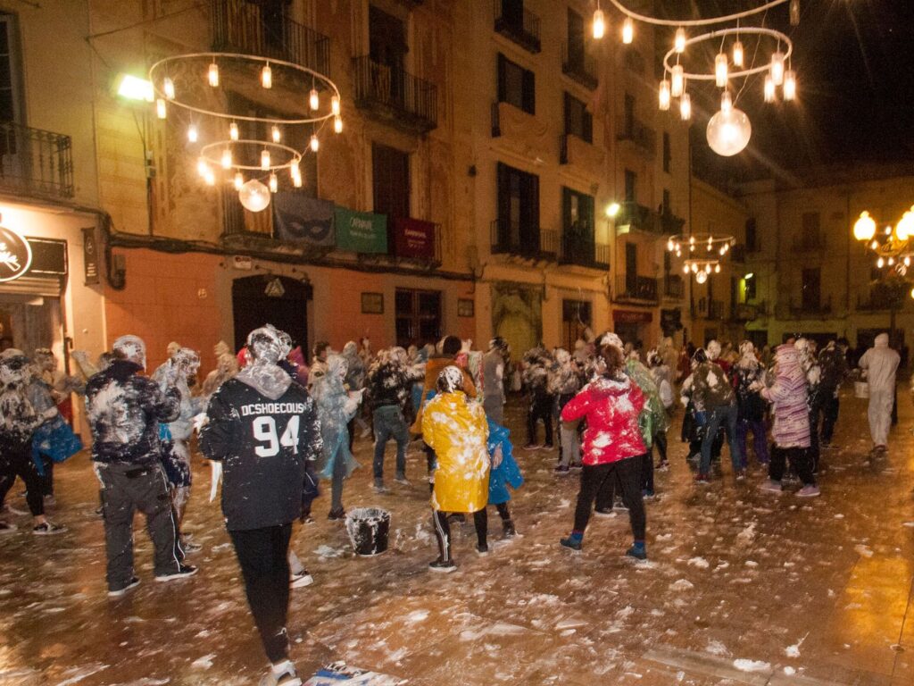Xatonada i lectura dels sermons dels enviats del Rei Carnestoltes